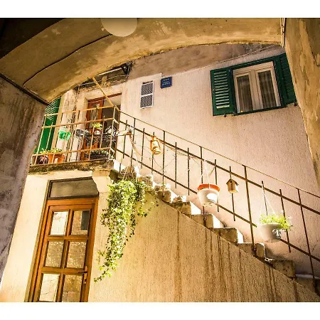 Double A Apartament *