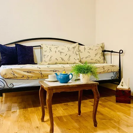 Double A * سبليت