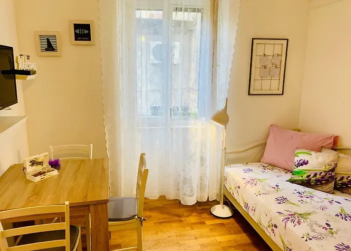 Apartment Double A Split